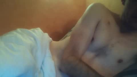 Snapshot of zaze71 chatting on December 7, 7:27 am zaze71 online show from December 7, 7:27 am