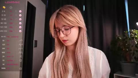 Avi online show from October 22, 1:55 pm