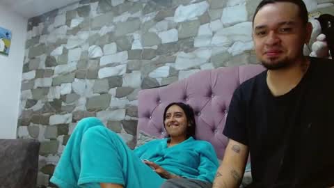 Zelda And Kuro online show from November 27, 3:30 am