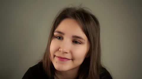 Emilia online show from September 29, 1:11 am