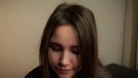 Emilia online show from October 6, 12:52 am