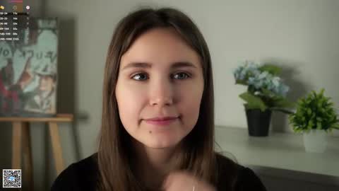 Emilia online show from October 7, 1:14 am