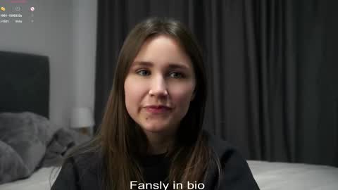 Emilia online show from October 13, 1:38 am