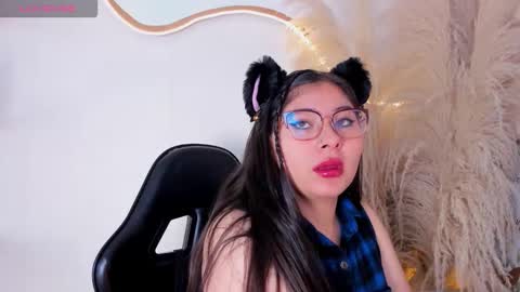 Zelene   online show from October 8, 11:30 am