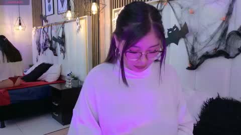 Zelene   online show from October 27, 11:14 am