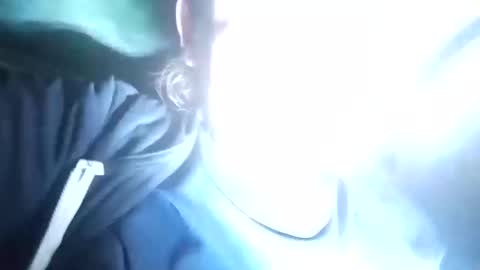 Snapshot of zellelajay2009 chatting on September 30, 6:40 am KENDAL Kaylee online show from September 30, 6:40 am