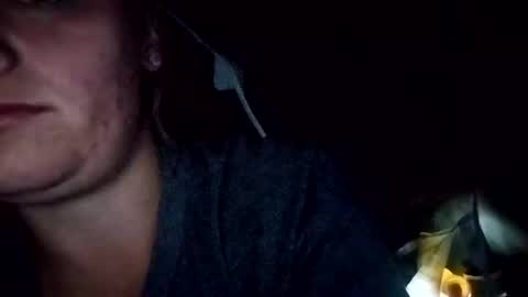 Snapshot of zellelajay2009 chatting on October 23, 5:29 am KENDAL Kaylee online show from October 23, 5:29 am