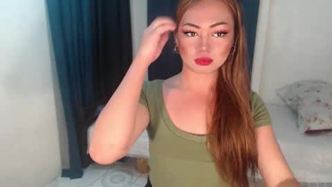 Snapshot of zemi_max chatting on December 15, 1:32 am zemi_max online show from December 15, 1:32 am