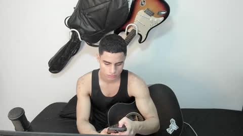 Snapshot of zenhzu chatting on December 19, 7:18 pm zenzhu online show from December 19, 7:18 pm