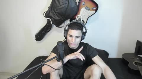 Snapshot of zenhzu chatting on December 21, 5:03 am zenzhu online show from December 21, 5:03 am