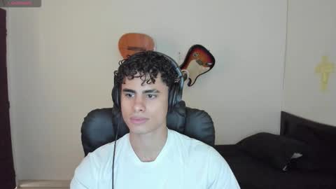 Snapshot of zenhzu chatting on November 5, 1:33 pm zenzhu online show from November 5, 1:33 pm