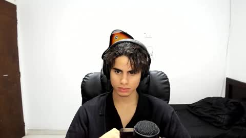 Snapshot of zenhzu chatting on November 27, 9:50 pm zenzhu online show from November 27, 9:50 pm