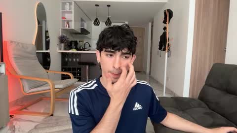 Snapshot of zenn_rush chatting on October 31, 2:07 pm Zenn online show from October 31, 2:07 pm