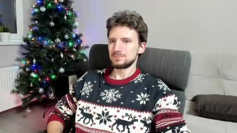 Andrew online show from December 25, 7:45 pm