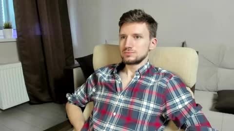 Andrew online show from February 19, 8:01 am