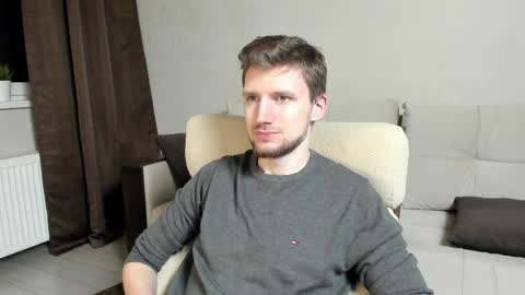 Andrew online show from April 4, 7:44 pm