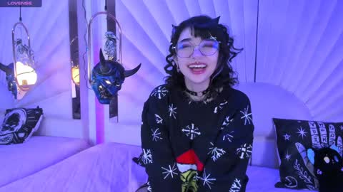    online show from December 22, 8:49 am