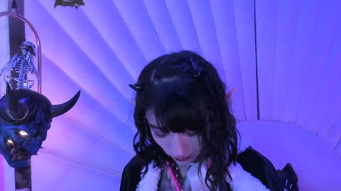    online show from December 22, 7:31 pm