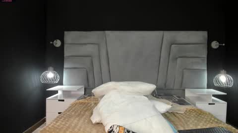 ZEPHYRA ANGELS online show from February 11, 6:44 pm