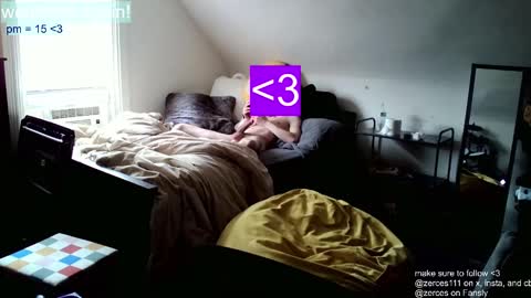 Snapshot of zerces111 chatting on February 25, 7:03 pm Zerces online show from February 25, 7:03 pm