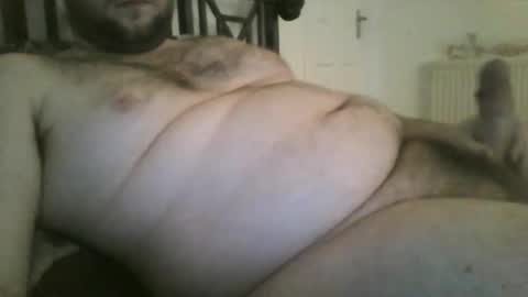 Snapshot of zero0zero123 chatting on April 9, 3:28 pm zero0zero123 online show from April 9, 3:28 pm