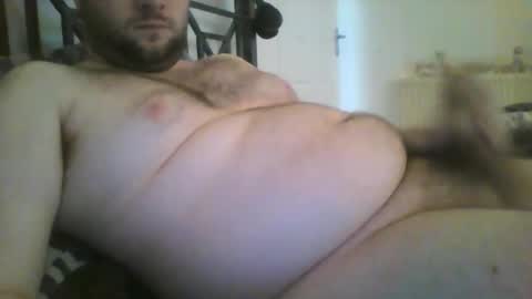 Snapshot of zero0zero123 chatting on April 10, 11:26 am zero0zero123 online show from April 10, 11:26 am