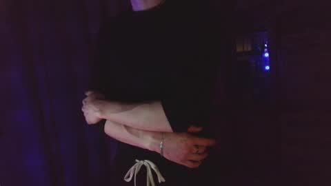 zeroreaction online show from April 7, 8:09 pm