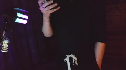 zeroreaction online show from April 8, 6:41 pm