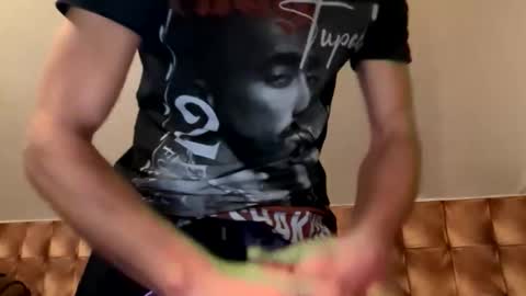 Snapshot of zervale chatting on September 18, 9:39 pm zervale online show from September 18, 9:39 pm