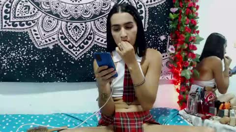 zeus693769 online show from June 19, 2:38 am