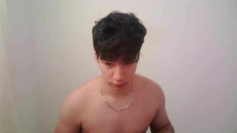 zeus_183 online show from January 13, 2:55 pm