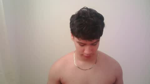 zeus_183 online show from April 22, 2:18 pm