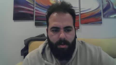 Snapshot of zeusateneo chatting on December 14, 9:40 am Zeus online show from December 14, 9:40 am