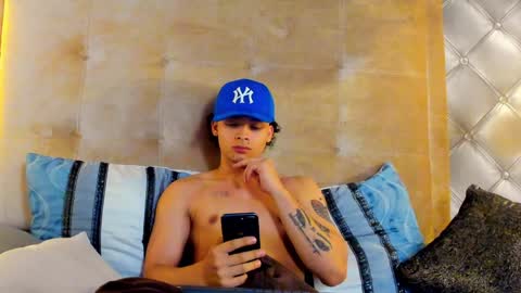 zeus online show from January 7, 11:26 am