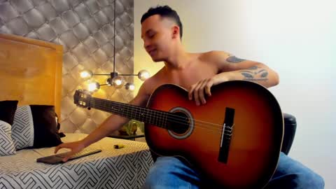 zeus online show from January 19, 9:13 pm