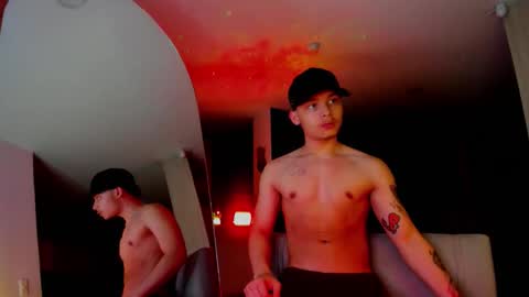 zeus online show from November 18, 7:02 am