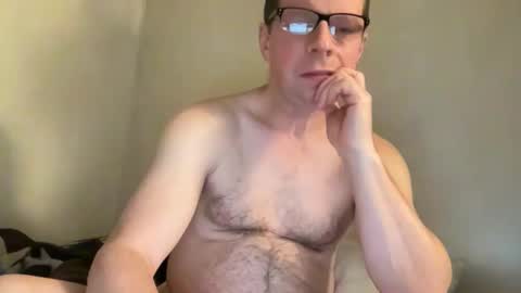 Snapshot of zgibnam chatting on March 16, 1:55 am zgibnam online show from March 16, 1:55 am
