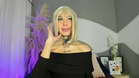 zhally_dee online show from April 28, 12:21 pm