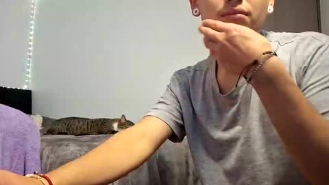 Snapshot of zhara_and_logan chatting on March 17, 11:46 am Zhara and logan online show from March 17, 11:46 am