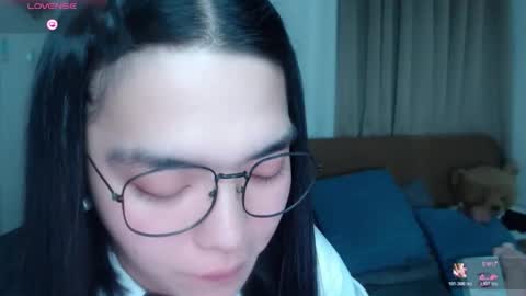 im your lovely zhaviabigcock here online show from April 23, 4:35 am