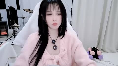 Snapshot of zhen0 chatting on April 5, 4:48 pm zhen online show from April 5, 4:48 pm