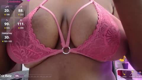 zhia  zeus online show from November 20, 7:46 pm