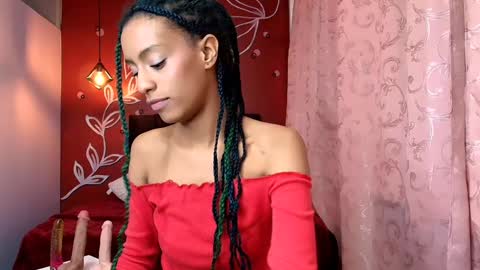 Zia Green online show from January 10, 3:06 pm