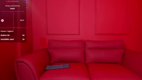 Zia Carter online show from April 14, 4:24 pm