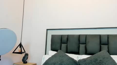 zia online show from October 17, 1:46 pm