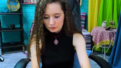 Snapshot of zianichols chatting on March 10, 4:03 pm zianichols online show from March 10, 4:03 pm