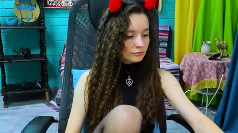 Snapshot of zianichols chatting on March 11, 3:12 pm zianichols online show from March 11, 3:12 pm