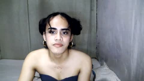 Snapshot of zianzamora4 chatting on July 25, 4:26 pm zianzamora4 online show from July 25, 4:26 pm
