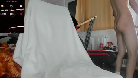 zincky online show from April 12, 8:36 pm