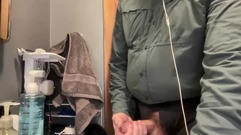 Snapshot of zinger283069 chatting on November 17, 7:41 pm zinger283069 online show from November 17, 7:41 pm